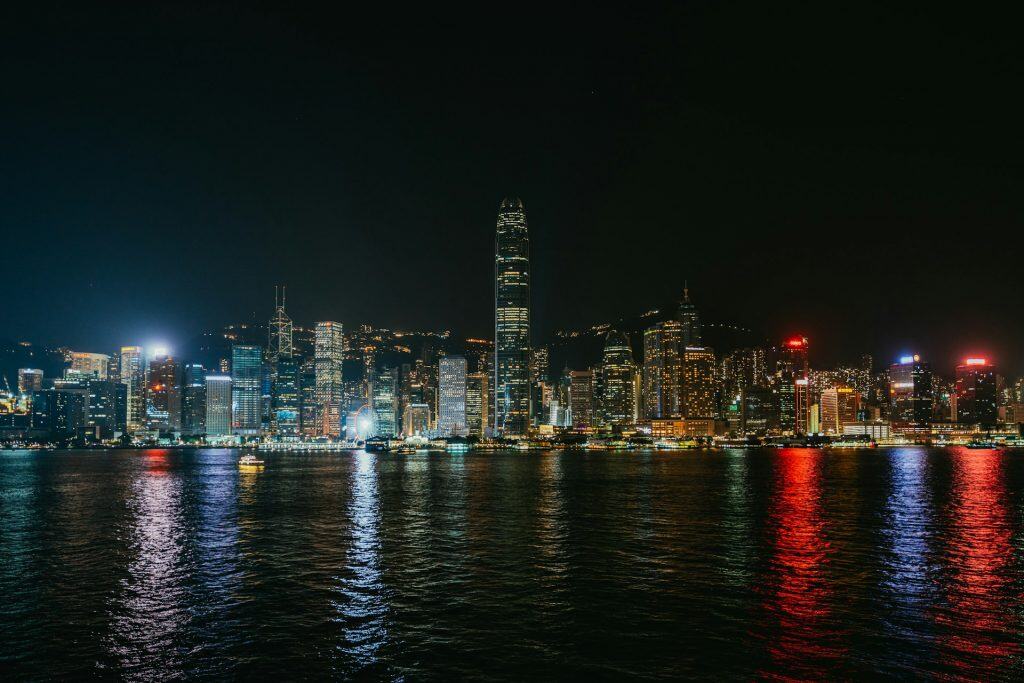 注册香港公司的好处_维多利亚港夜景
